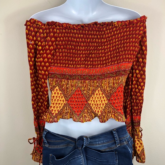 3/$20 Speed Limit Crop Top Size Sm - Picture 6 of 7